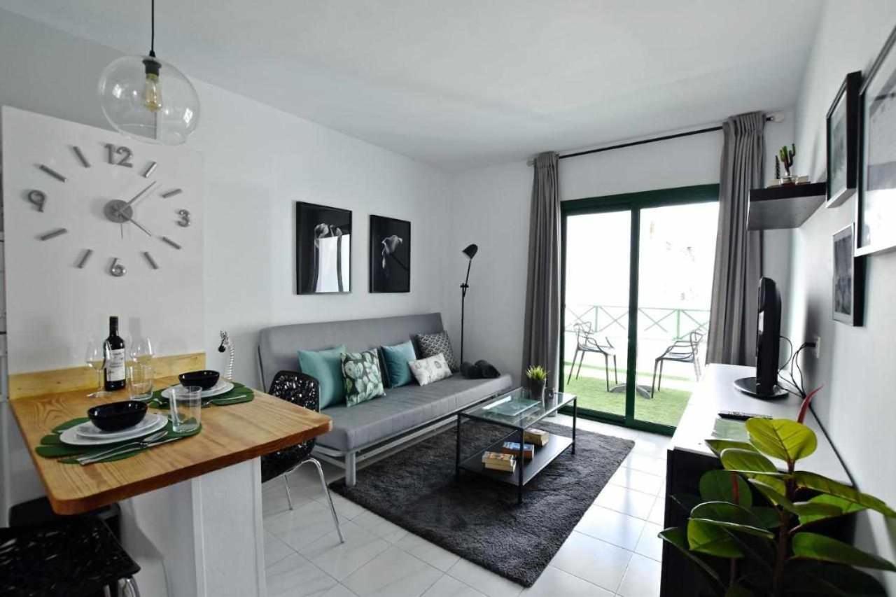 Holyhome Apartment 208 Costa Teguise Bagian luar foto